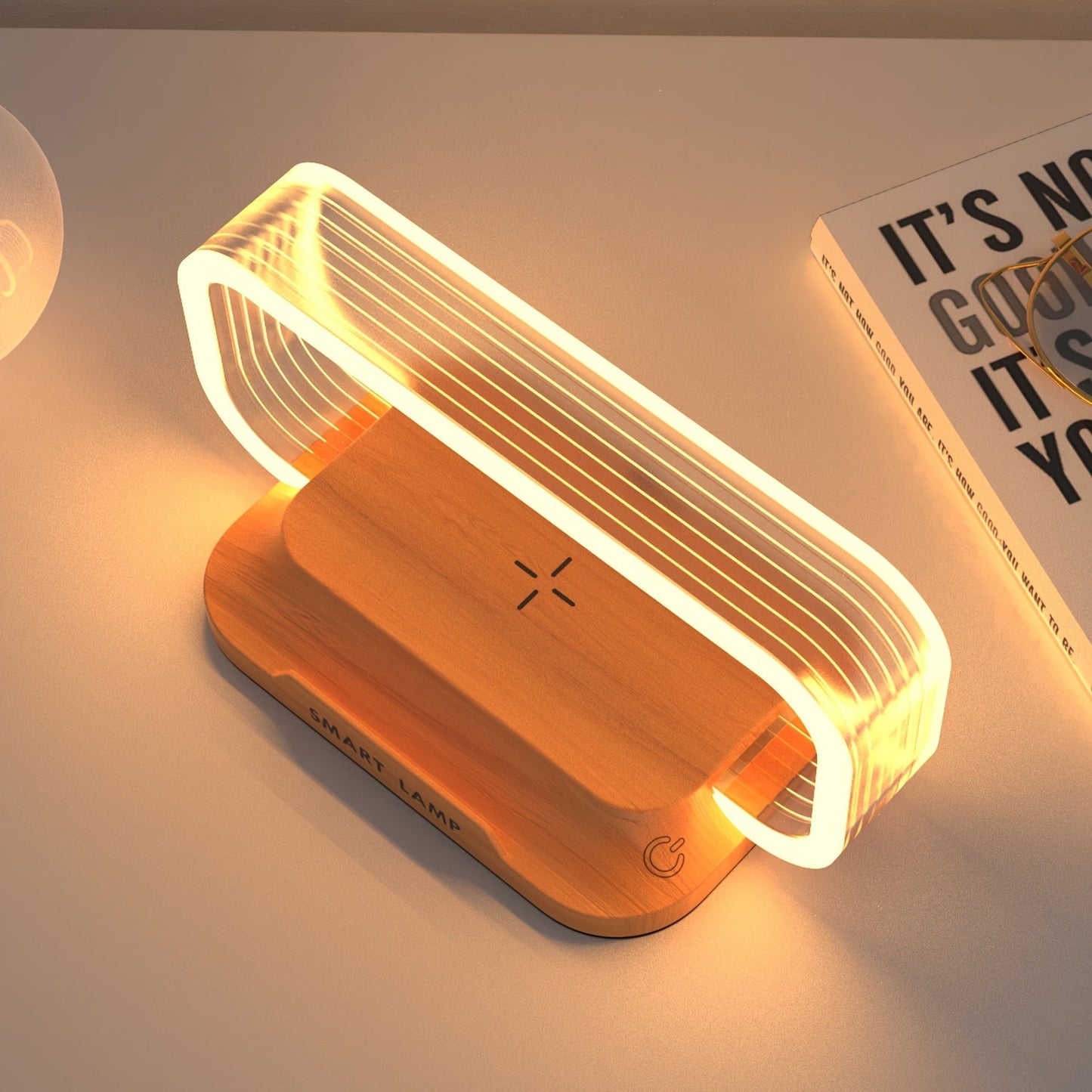 GlowHub : wireless charging smart lamp with a modern, minimal design - Comforzo